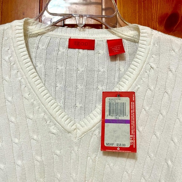 Izod Sweaters - NWT IZOD White Cable Knit Sweater - 2XL